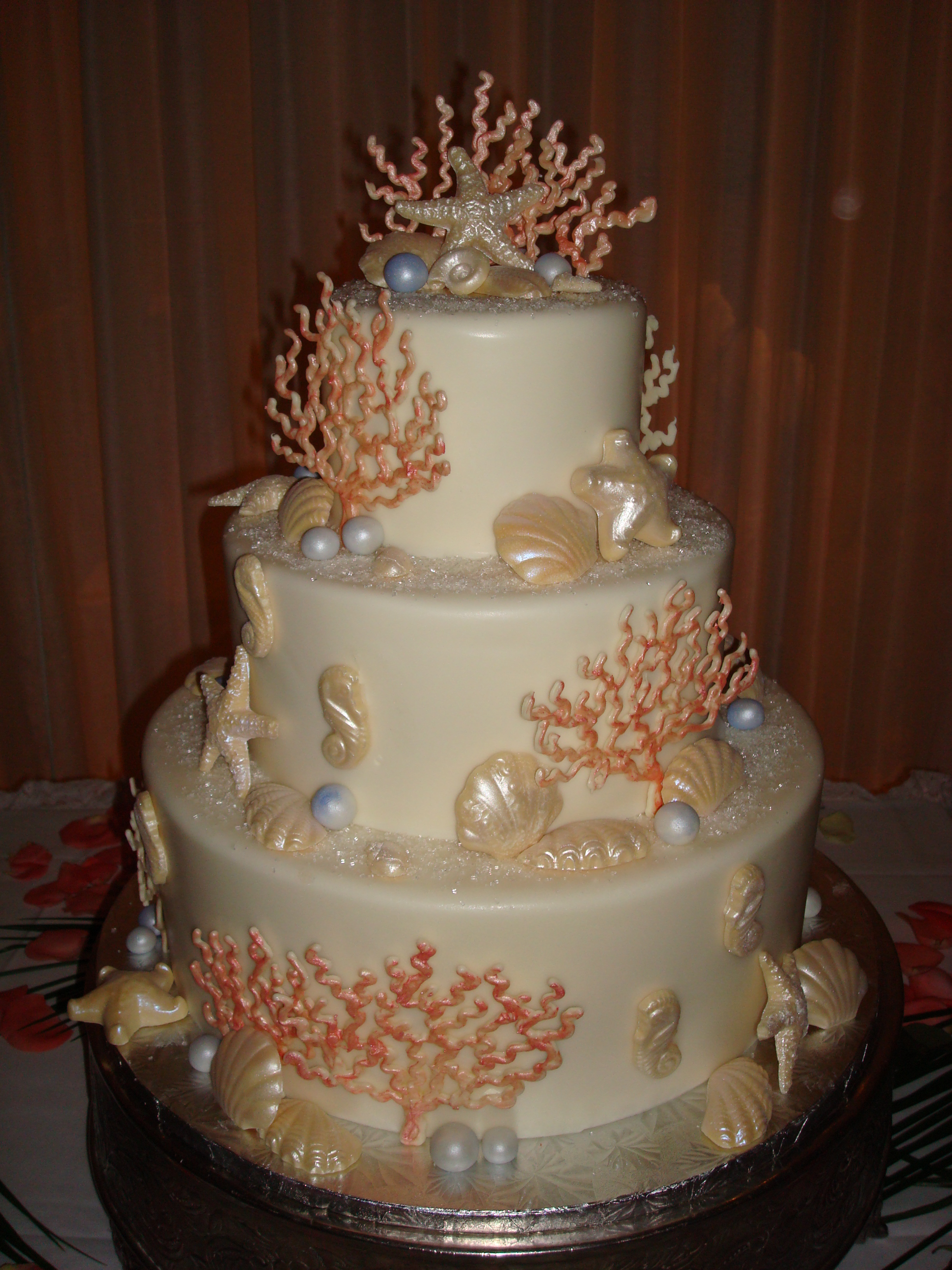 Beautiful beach wedding cakes